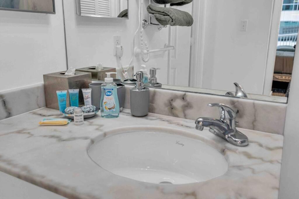 Spacious 1Bedroom Unit Brickell-Free Parking Маями Екстериор снимка