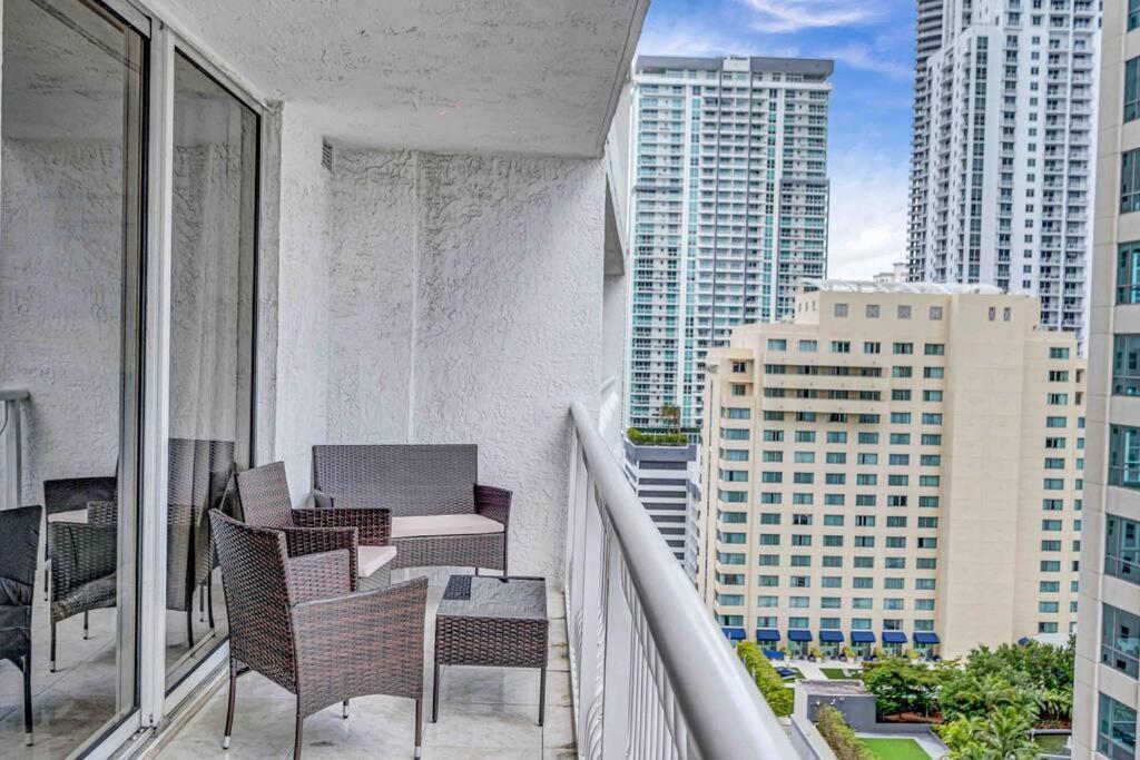 Spacious 1Bedroom Unit Brickell-Free Parking Маями Екстериор снимка